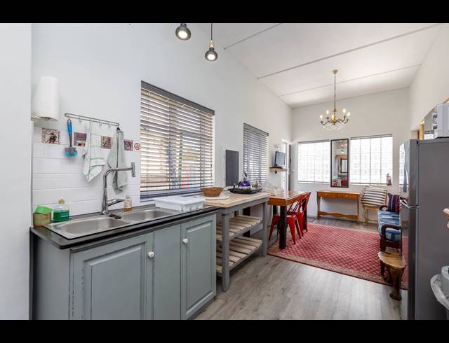 1 BEDROOM GATED ESTATE TO LET IN DEVILS PEAK ESTATE